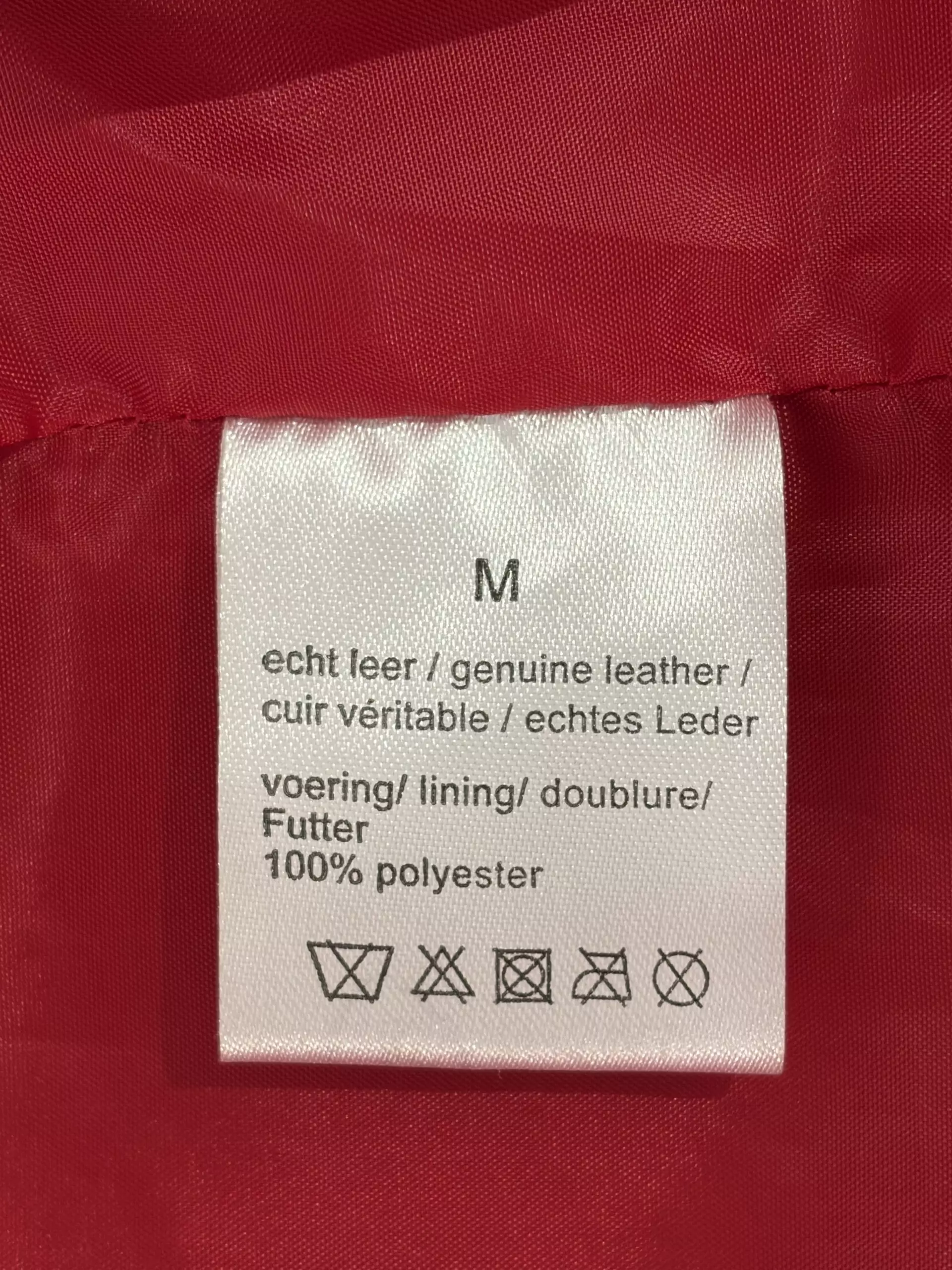 Chaqueta motera de ante rojo - Imagen 4